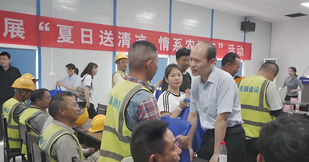 工资监管系统护航农民工！岳阳市启动保障工资支付的“安薪”新计划